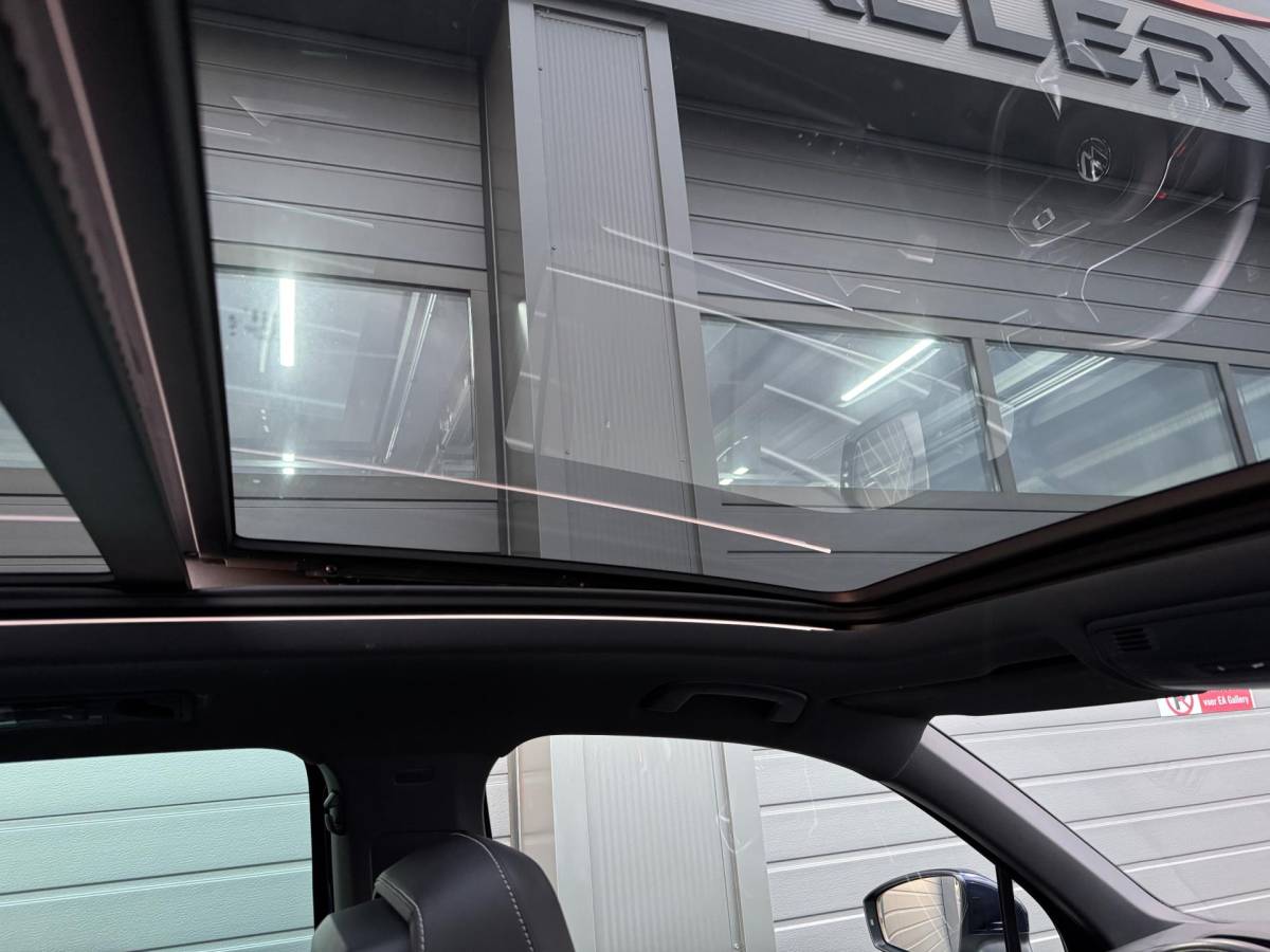 Volkswagen Tiguan Volkswagen Tiguan 2.0 TSI 4Motion R-Line 220 PK | 360°Camera | PANO | NAV