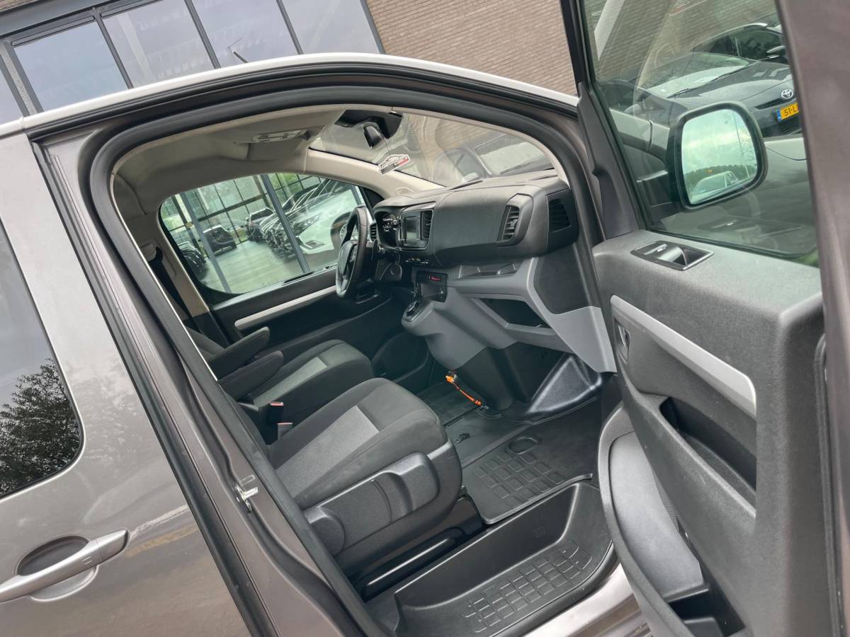 Peugeot Expert Peugeot Expert 231L 2.0 BlueHDI 180 DC Premium dubbel cabine, AUTOMAAT, 177PK, 1E EIG AFK!