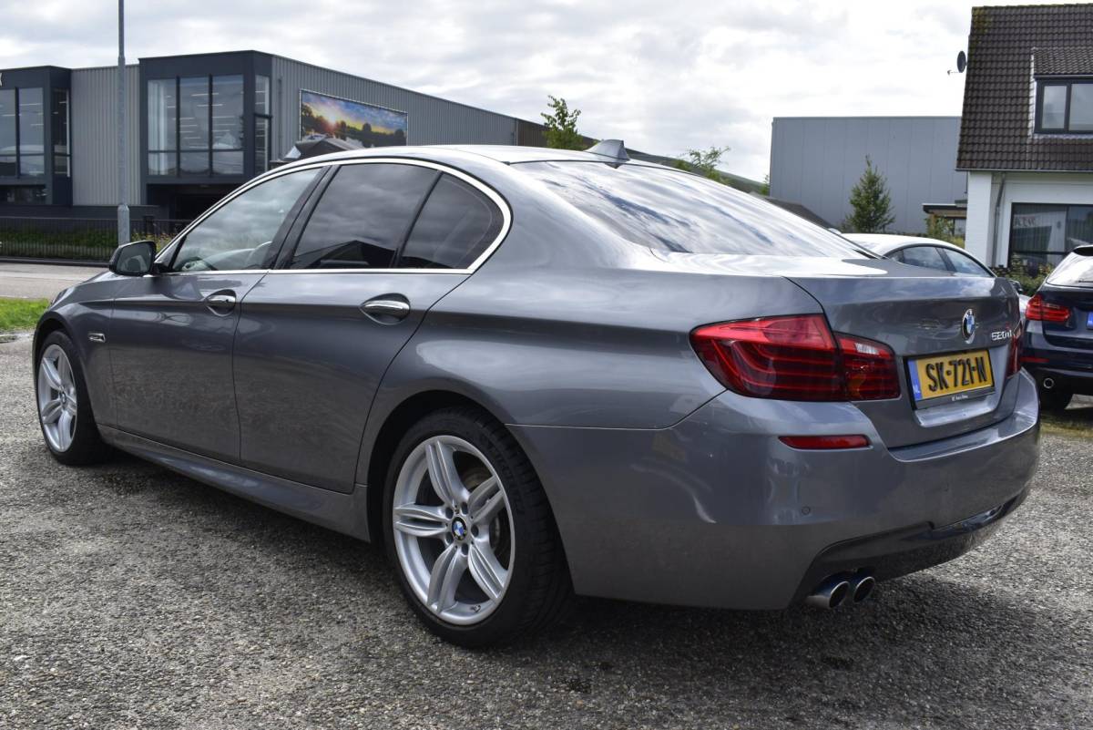 BMW 5 Serie BMW 5-serie 520d High Executive m pakket 121000 kilometer