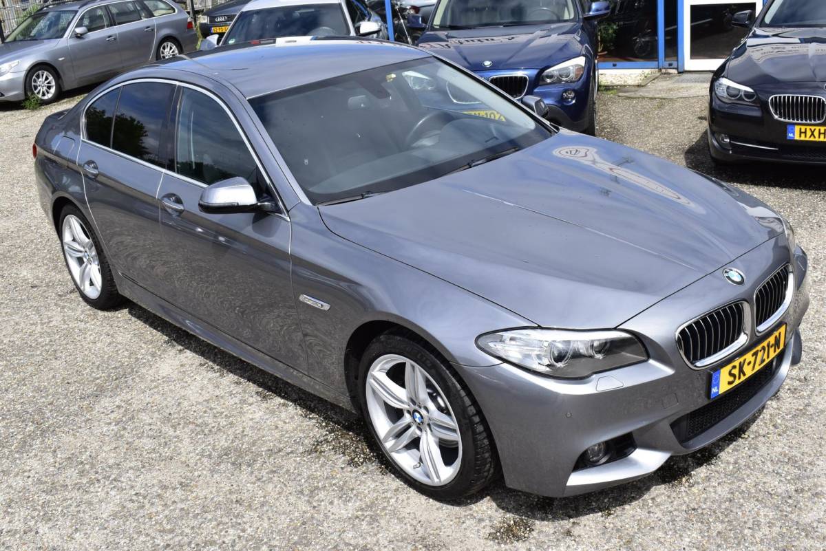 BMW 5 Serie BMW 5-serie 520d High Executive m pakket 121000 kilometer