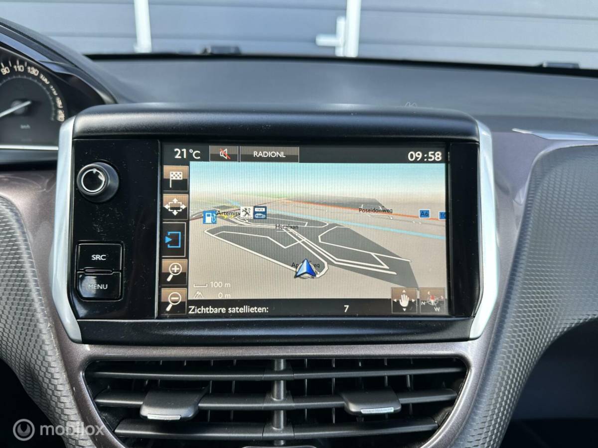 Peugeot 2008 Peugeot 2008 1.2 PureTech Active