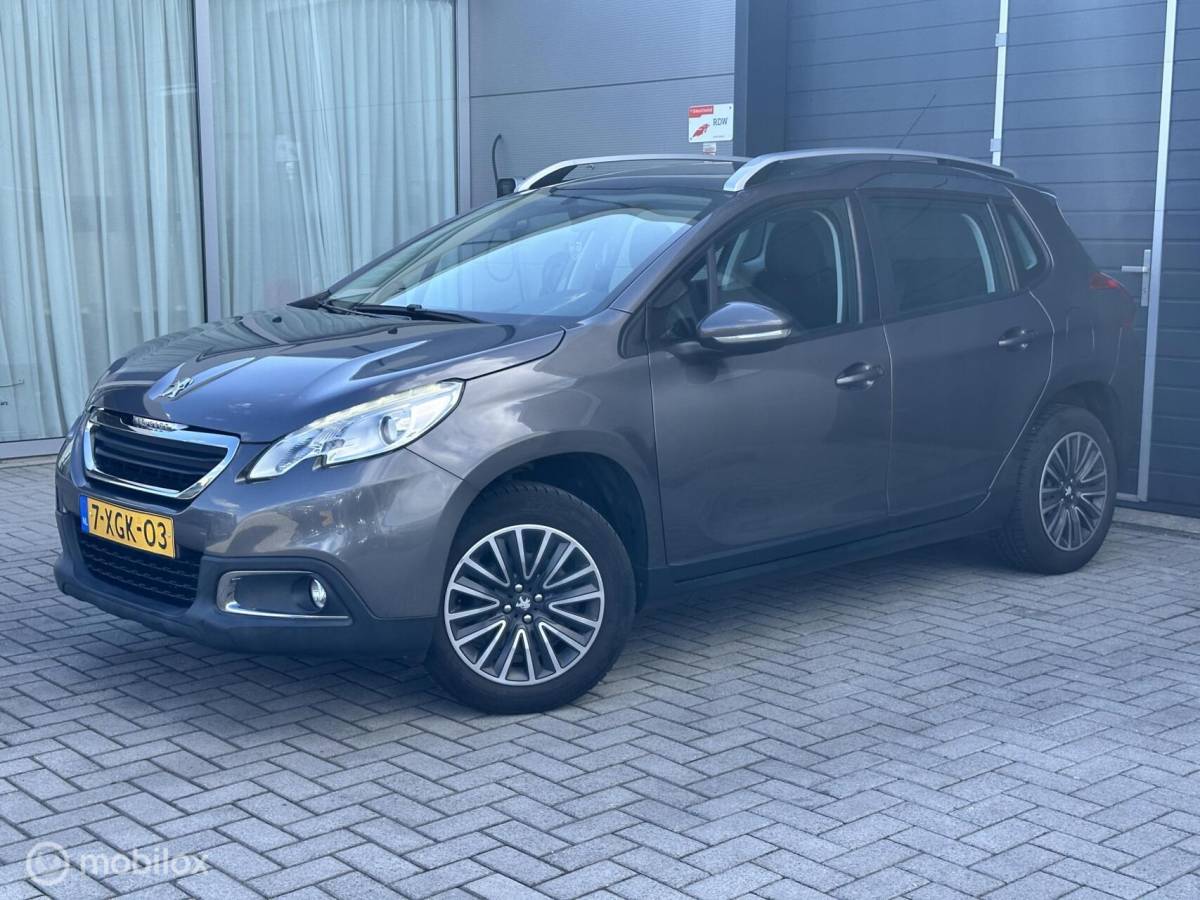 Peugeot 2008 Peugeot 2008 1.2 PureTech Active