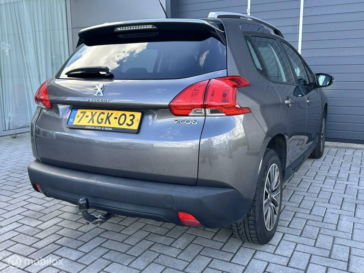 Peugeot 2008 Peugeot 2008 1.2 PureTech Active