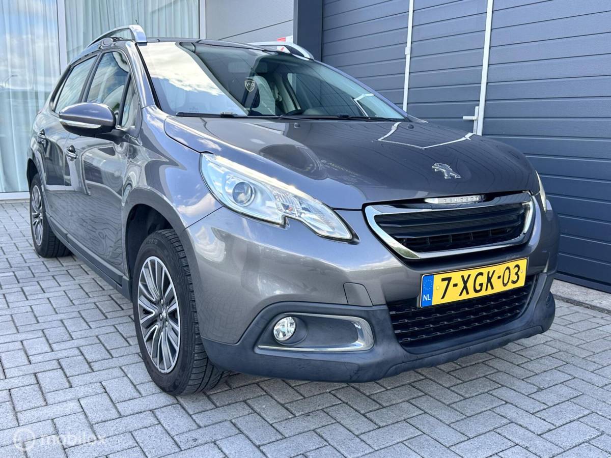 Peugeot 2008 Peugeot 2008 1.2 PureTech Active