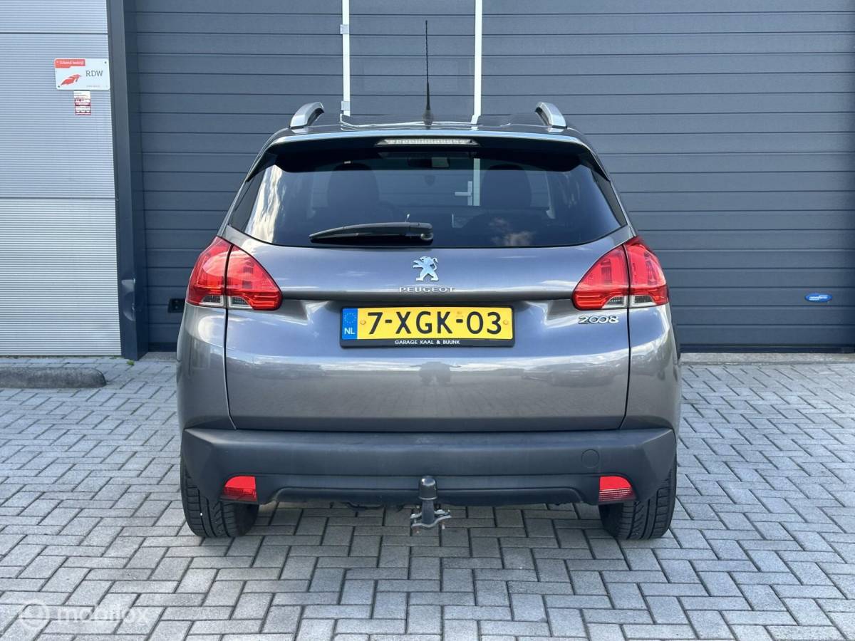 Peugeot 2008 Peugeot 2008 1.2 PureTech Active