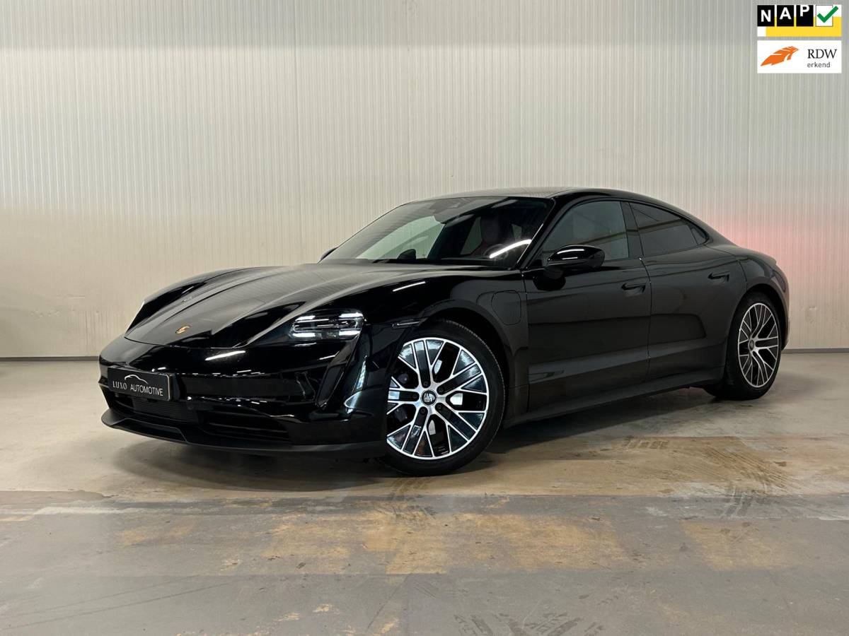 Porsche Taycan Porsche Taycan Performance 84 kWh | SPORT CHRONO | ZONNEDAK | 360 CAMERA | BOSE AUDIO