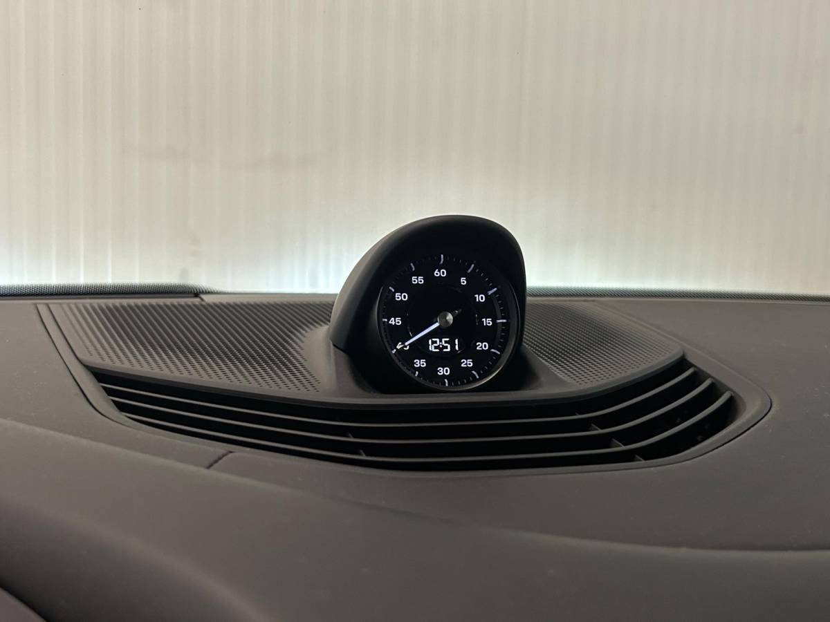 Porsche Taycan Porsche Taycan Performance 84 kWh | SPORT CHRONO | ZONNEDAK | 360 CAMERA | BOSE AUDIO