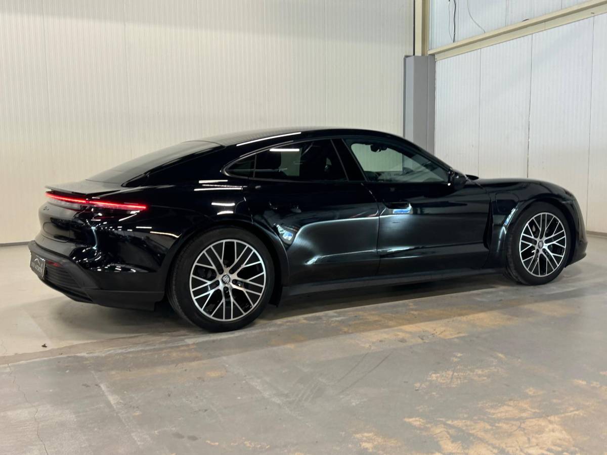 Porsche Taycan Porsche Taycan Performance 84 kWh | SPORT CHRONO | ZONNEDAK | 360 CAMERA | BOSE AUDIO