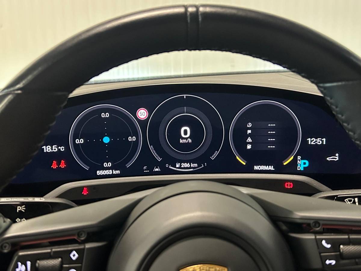 Porsche Taycan Porsche Taycan Performance 84 kWh | SPORT CHRONO | ZONNEDAK | 360 CAMERA | BOSE AUDIO