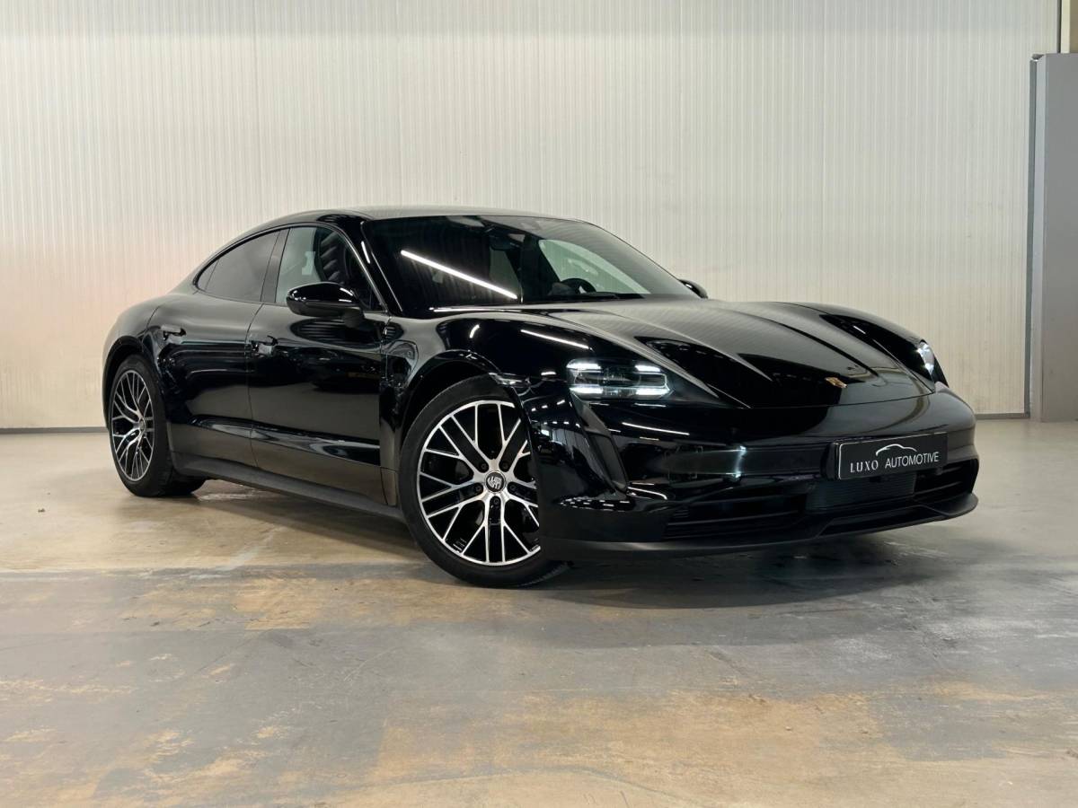 Porsche Taycan Porsche Taycan Performance 84 kWh | SPORT CHRONO | ZONNEDAK | 360 CAMERA | BOSE AUDIO