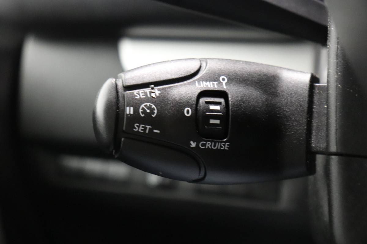 Opel Vivaro Opel Vivaro 2.0 CDTI L3 Dubbele Cabine  EURO 6 – Airco – Cruise – PDC – € 15.950,- Excl.