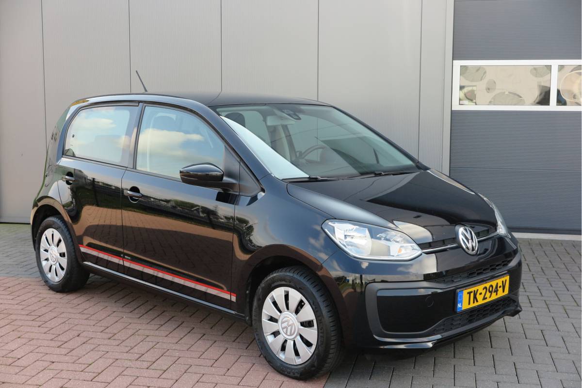 Volkswagen up! Volkswagen Up! 1.0 BMT 60pk move up! , DAB+ radio, Maps&More , Airco , etc Cruisecontrol tegen €550,- meerprijs .