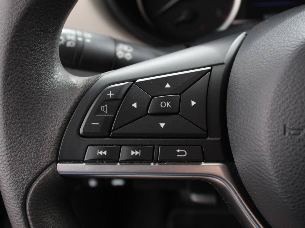 Nissan Micra Nissan Micra 1.0 IG-T Acenta Airco Cruise control Radio LED Apple Carplay/ Android Auto