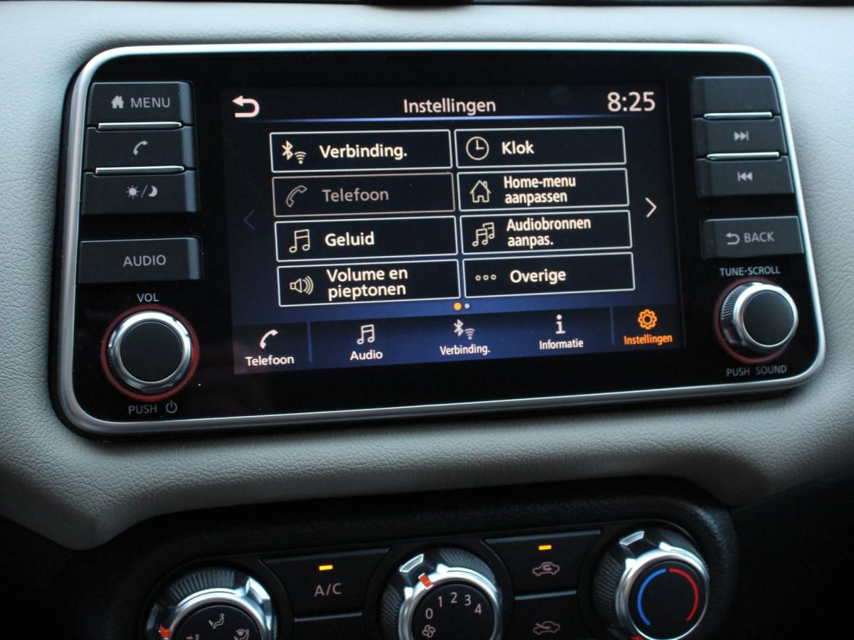 Nissan Micra Nissan Micra 1.0 IG-T Acenta Airco Cruise control Radio LED Apple Carplay/ Android Auto