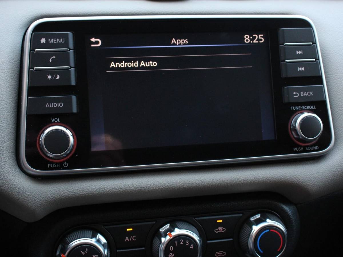 Nissan Micra Nissan Micra 1.0 IG-T Acenta Airco Cruise control Radio LED Apple Carplay/ Android Auto