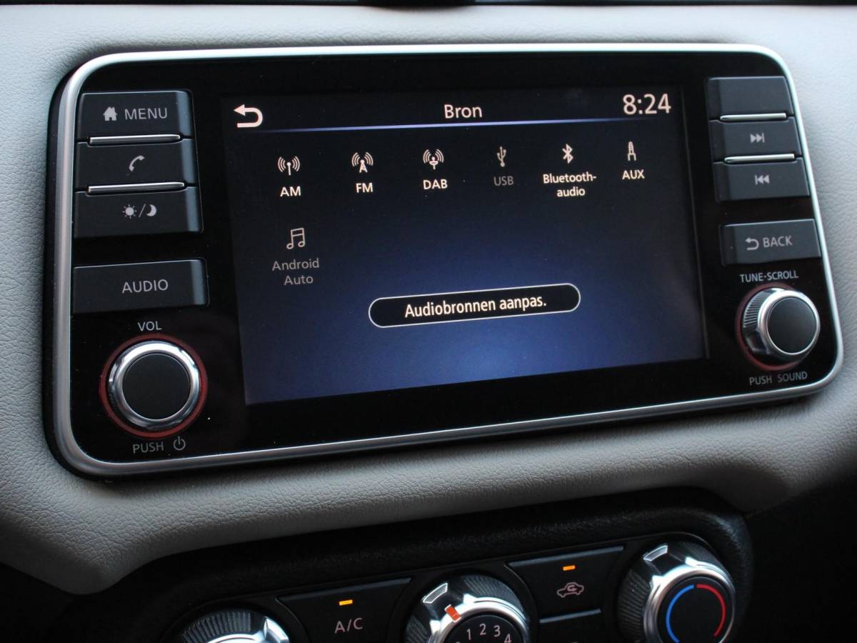 Nissan Micra Nissan Micra 1.0 IG-T Acenta Airco Cruise control Radio LED Apple Carplay/ Android Auto