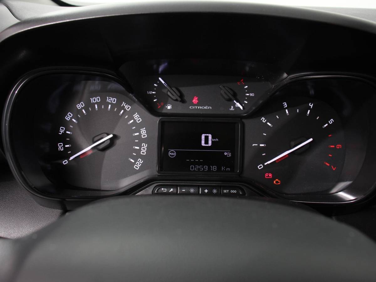 Citroën C3 Aircross Citroen C3 Aircross 1.2 PureTech 110pk You Navigatie | Apple Carplay/Android Auto | Climate Control | Cruise Control | Dab | Parkeer sensoren
