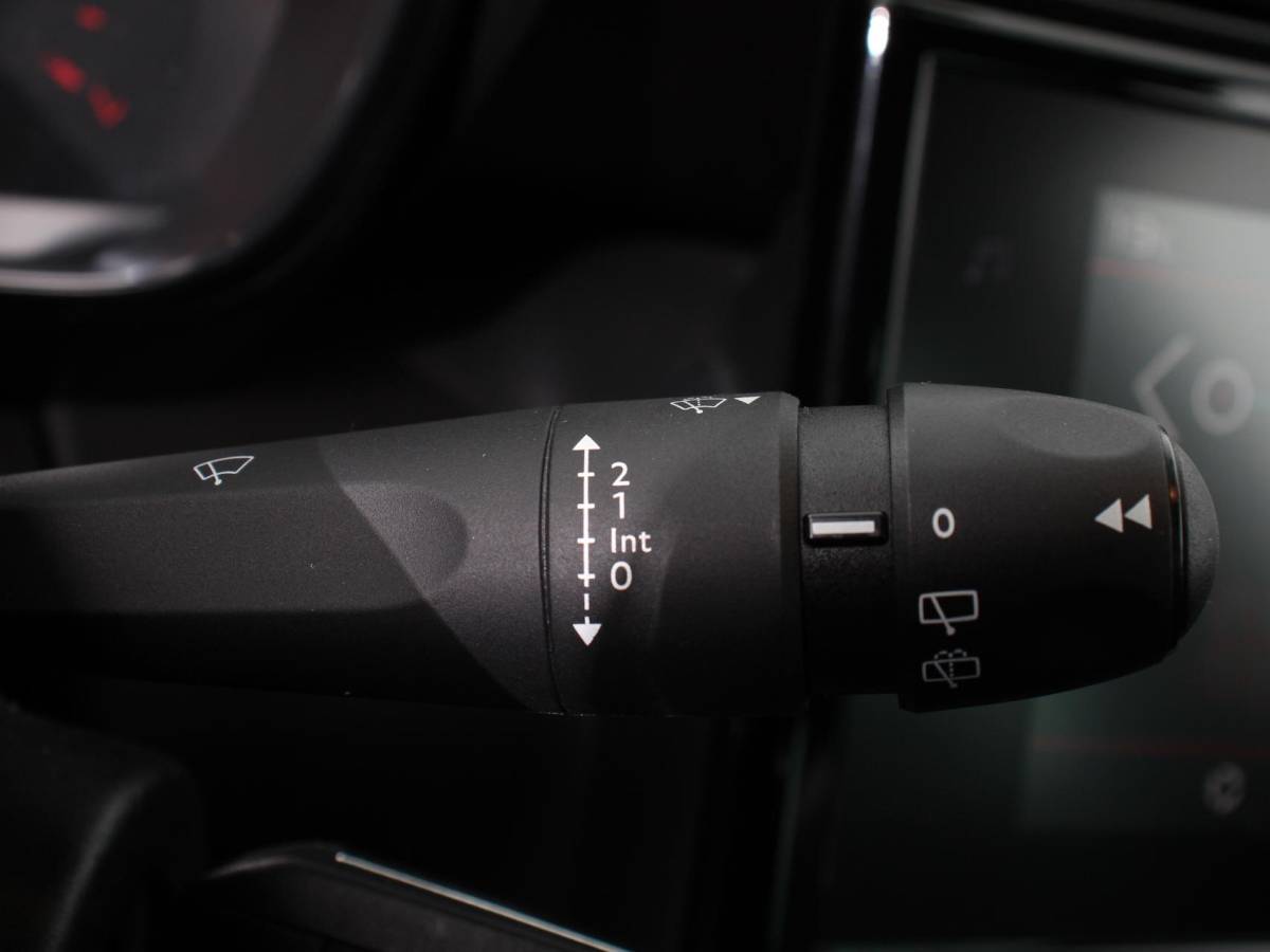 Citroën C3 Aircross Citroen C3 Aircross 1.2 PureTech 110pk You Navigatie | Apple Carplay/Android Auto | Climate Control | Cruise Control | Dab | Parkeer sensoren