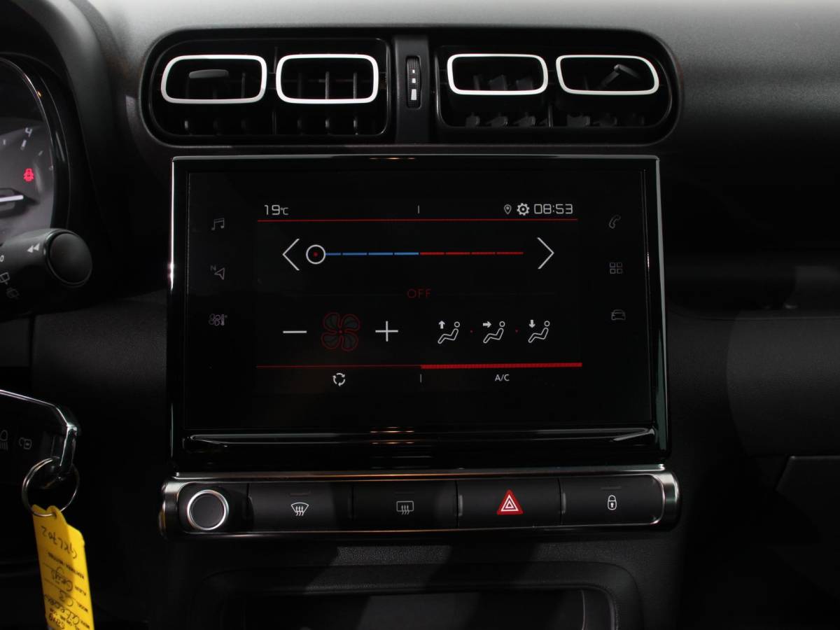 Citroën C3 Aircross Citroen C3 Aircross 1.2 PureTech 110pk You Navigatie | Apple Carplay/Android Auto | Climate Control | Cruise Control | Dab | Parkeer sensoren