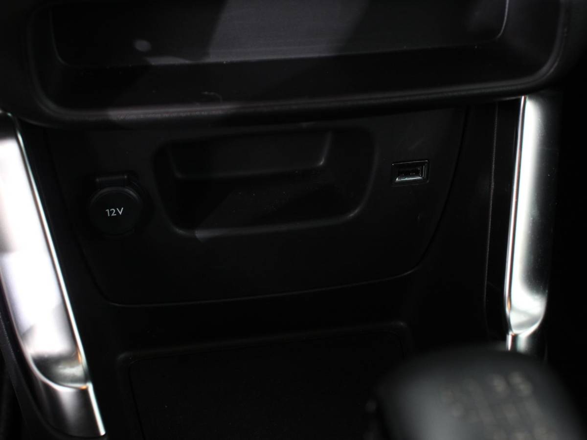 Citroën C3 Aircross Citroen C3 Aircross 1.2 PureTech 110pk You Navigatie | Apple Carplay/Android Auto | Climate Control | Cruise Control | Dab | Parkeer sensoren