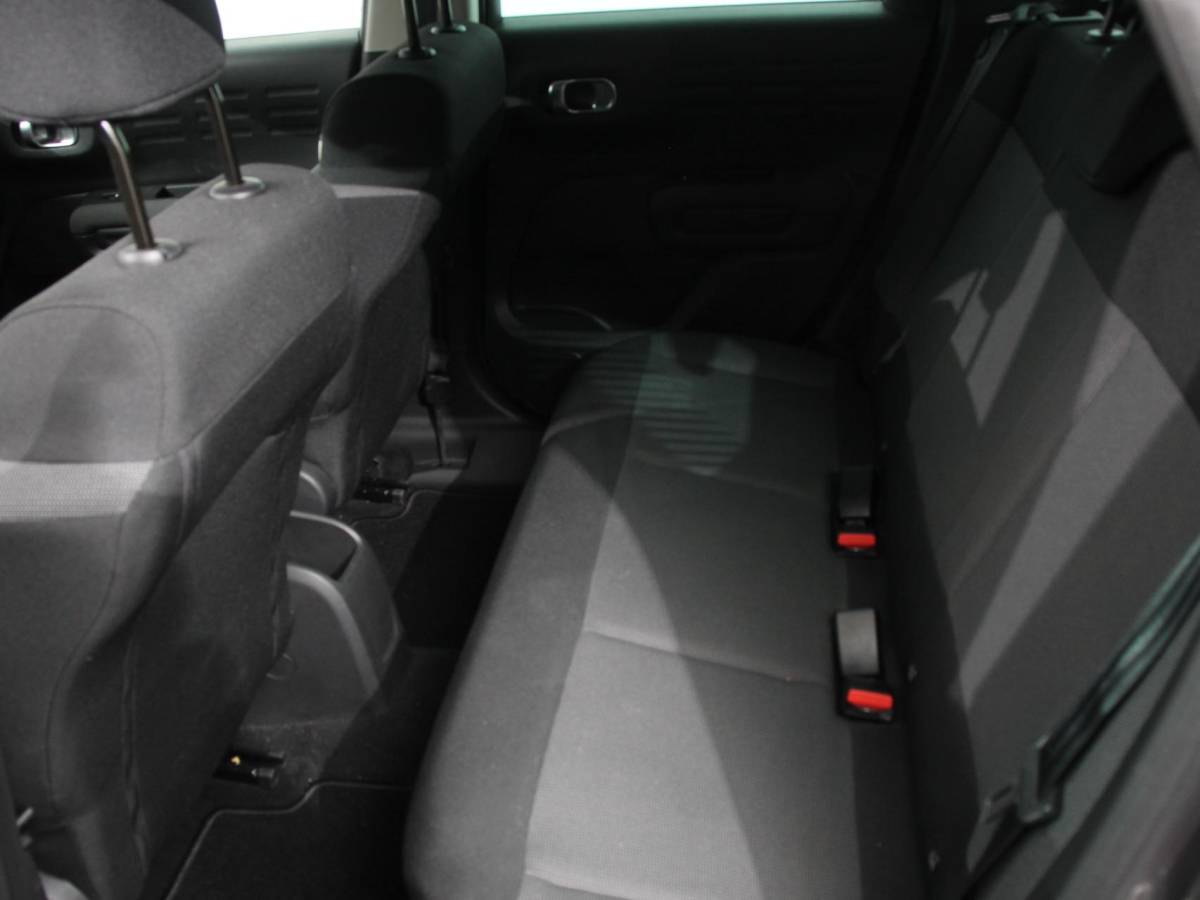 Citroën C3 Aircross Citroen C3 Aircross 1.2 PureTech 110pk You Navigatie | Apple Carplay/Android Auto | Climate Control | Cruise Control | Dab | Parkeer sensoren