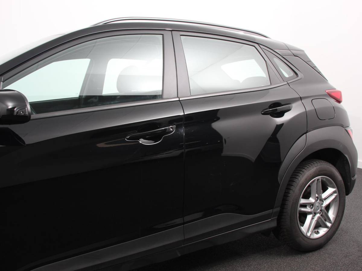 Hyundai Kona Hyundai Kona 1.0 T-GDI Comfort Climate control Cruise control Parkeersensoren LED Keyless Navigatie Apple Carplay/ Android Auto