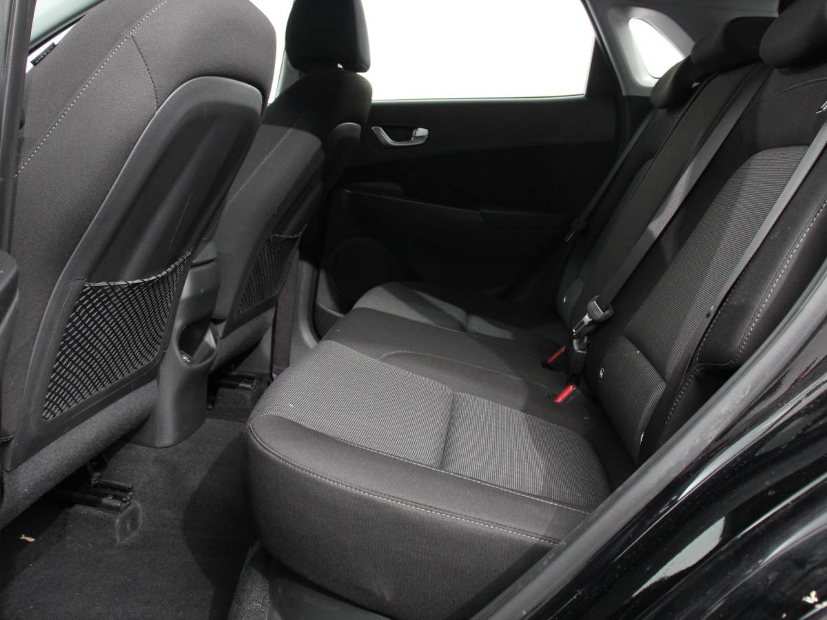 Hyundai Kona Hyundai Kona 1.0 T-GDI Comfort Climate control Cruise control Parkeersensoren LED Keyless Navigatie Apple Carplay/ Android Auto