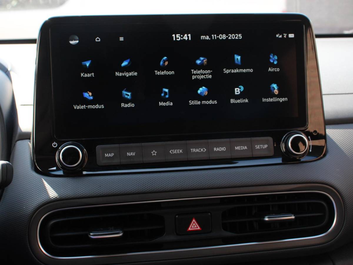 Hyundai Kona Hyundai Kona 1.0 T-GDI Comfort Climate control Cruise control Parkeersensoren LED Keyless Navigatie Apple Carplay/ Android Auto