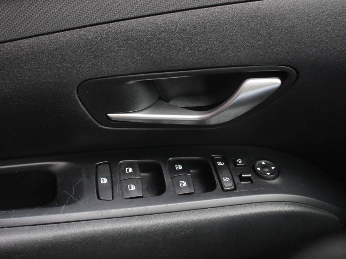 Hyundai Tucson Hybrid Hyundai Tucson 1.6 T-GDI HEV Comfort | Climate control | Adaptieve Cruise Control | Parkeersensoren | Achteruitrij camera | Navigatie | Voorstoelen verwarmd | Apple Carplay/ Android Auto