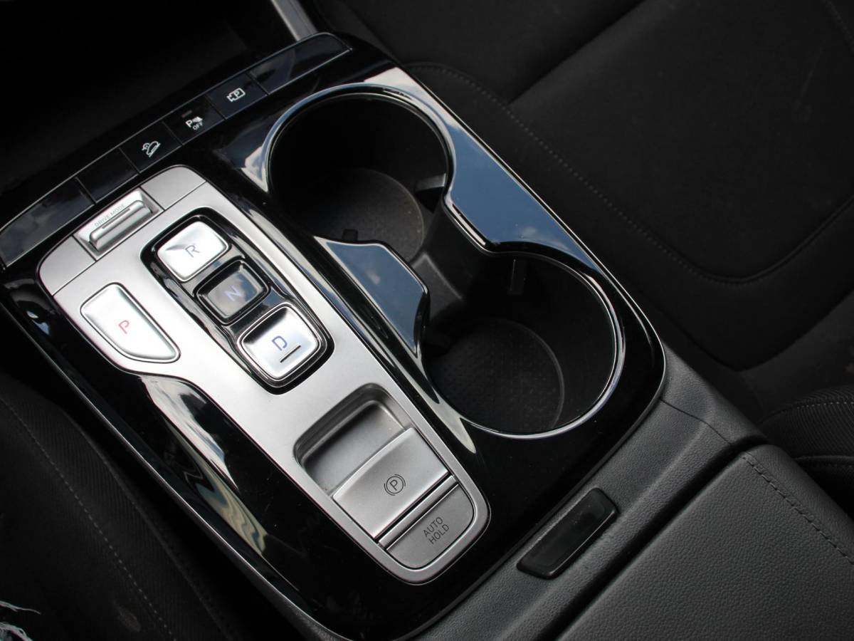 Hyundai Tucson Hybrid Hyundai Tucson 1.6 T-GDI HEV Comfort | Climate control | Adaptieve Cruise Control | Parkeersensoren | Achteruitrij camera | Navigatie | Voorstoelen verwarmd | Apple Carplay/ Android Auto