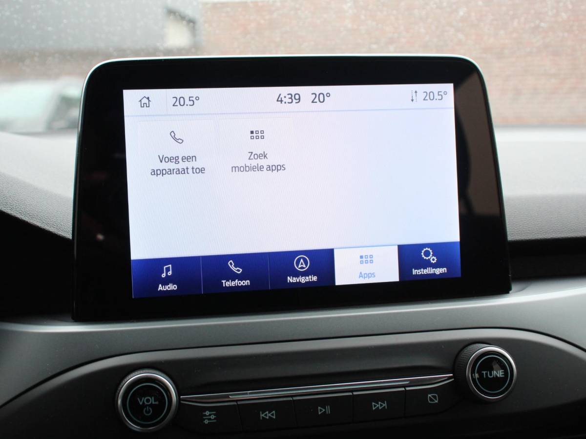 Ford Focus Ford Focus 1.0 EcoBoost 125pk Titanium Style | Navigatie | Parkeer pakket | Winter pakket | Stoel en stuur verwarming | Climate Control | Led | Extra getint glas