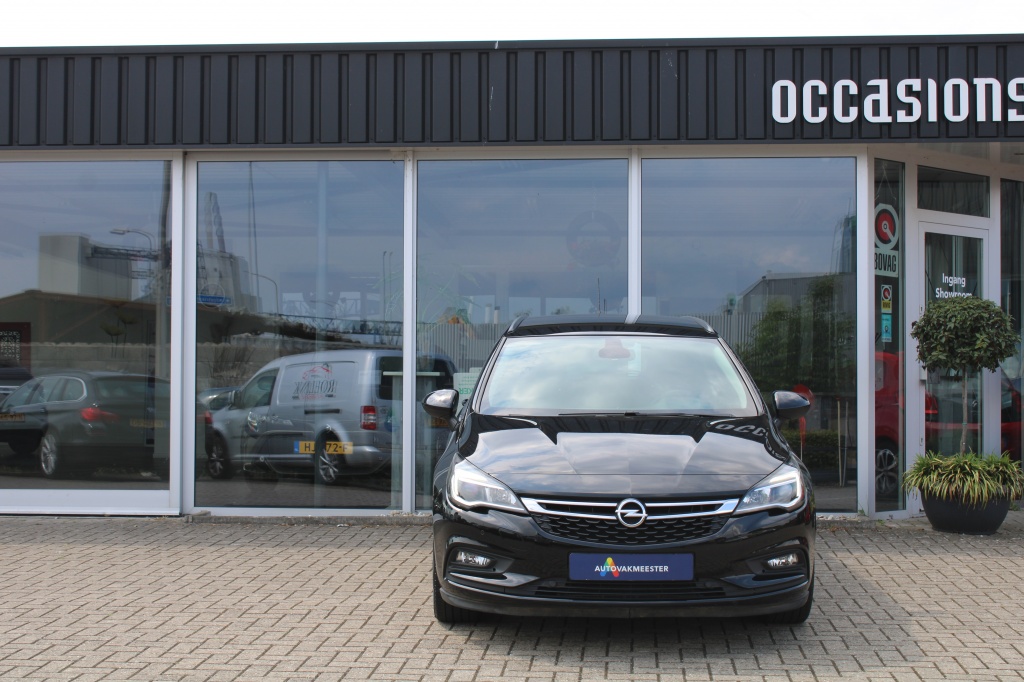 Opel Astra Opel Astra 1.4 T. Business+