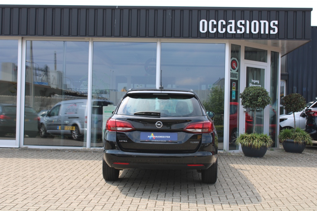 Opel Astra Opel Astra 1.4 T. Business+