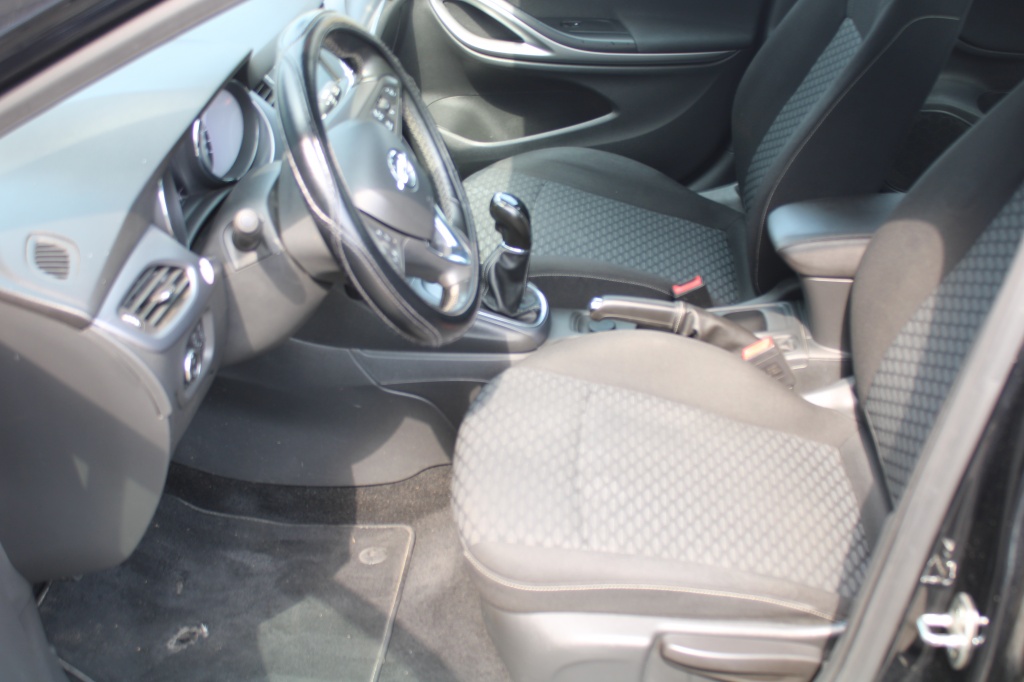 Opel Astra Opel Astra 1.4 T. Business+