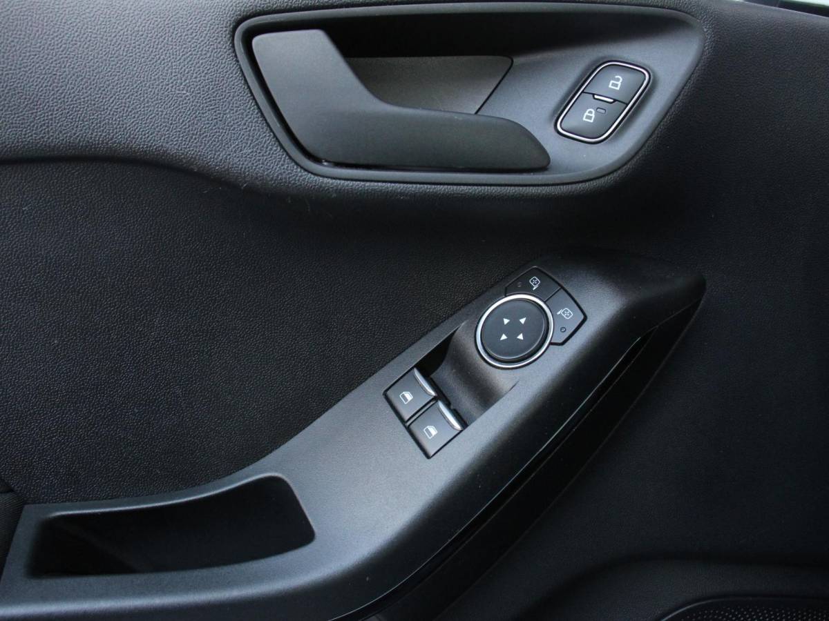Ford Fiesta Ford Fiesta 1.1 Trend | Airco | Touch screen | 5 deurs