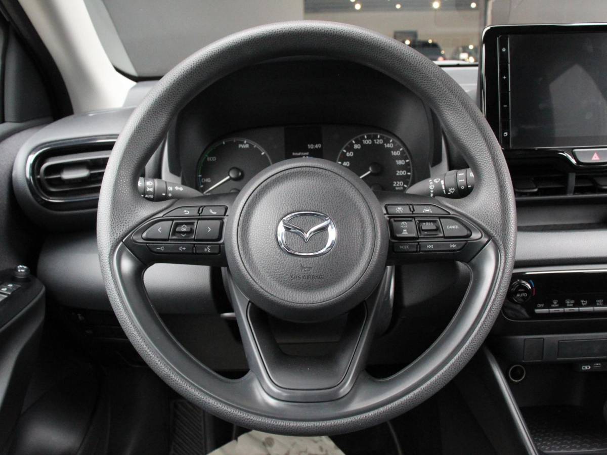 Mazda 2 Hybrid Mazda 2 Hybrid 1.5 Prime-line Airco Adaptieve cruise control Achteruitrijcamera Lane assist Radio Apple Carplay/ Android auto
