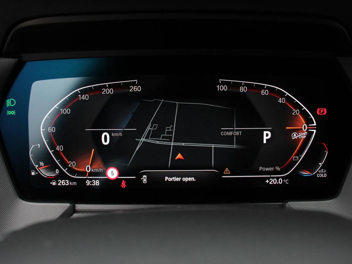 BMW 2 Serie BMW 2-serie Gran Coupé 218i Automaat Introduction Edition |  Panorama dak | Camera | Navigatie | Lichtmetalen velgen | Parkeer sensoren | Climate Control