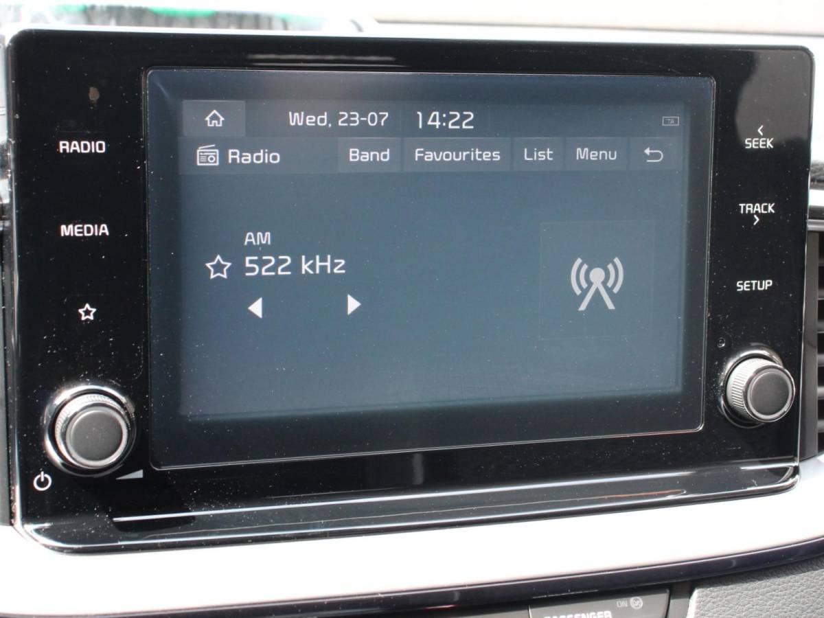 Kia Ceed Sportswagon Kia Ceed Sportswagon 1.6 GDI PHEV DynamicLine | Navigatie | Camera | Climate Control | Cruise control adaptive | Lane assist | Lichtmetalen Velgen | Stoelverwarming