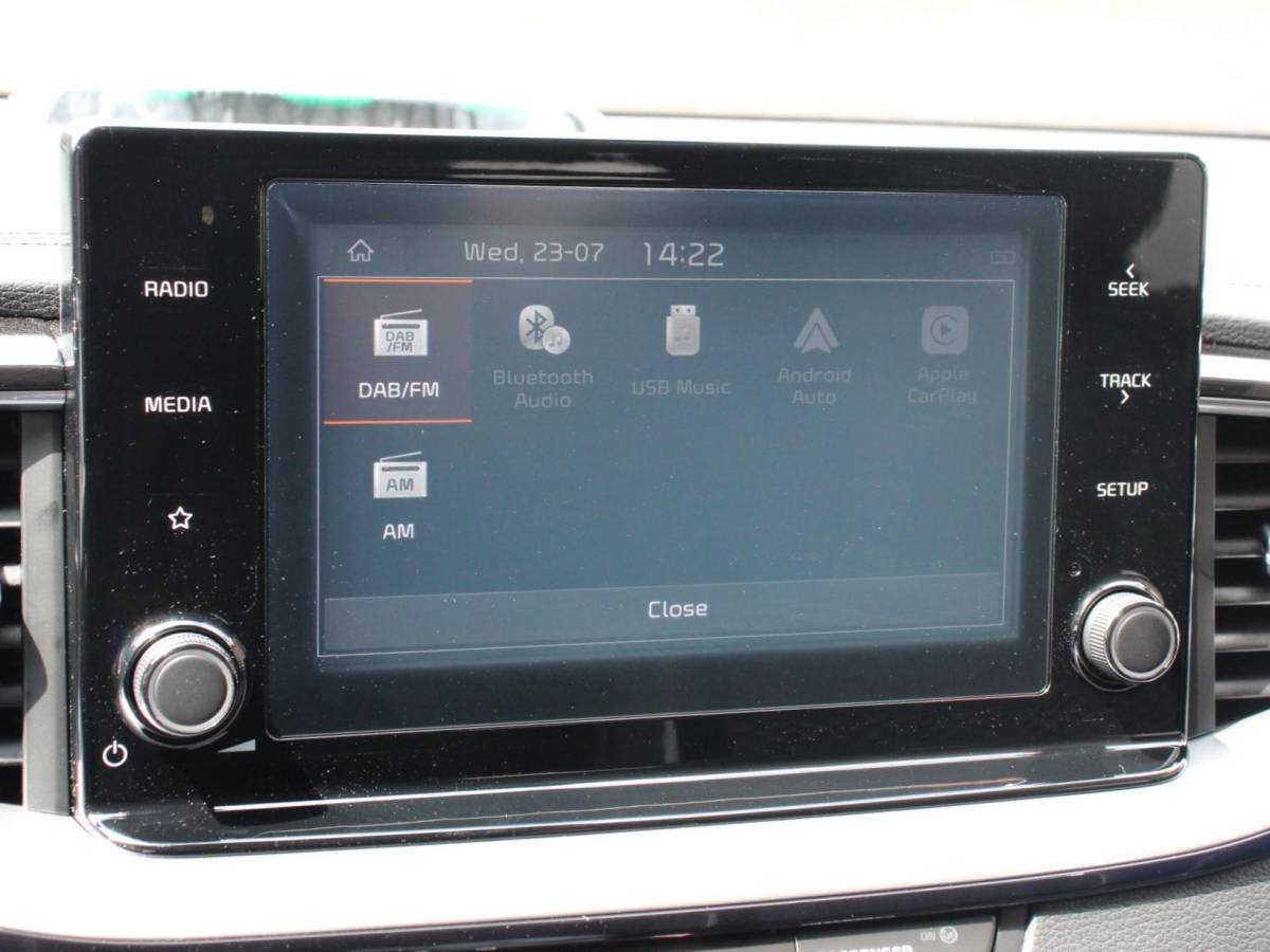 Kia Ceed Sportswagon Kia Ceed Sportswagon 1.6 GDI PHEV DynamicLine | Navigatie | Camera | Climate Control | Cruise control adaptive | Lane assist | Lichtmetalen Velgen | Stoelverwarming