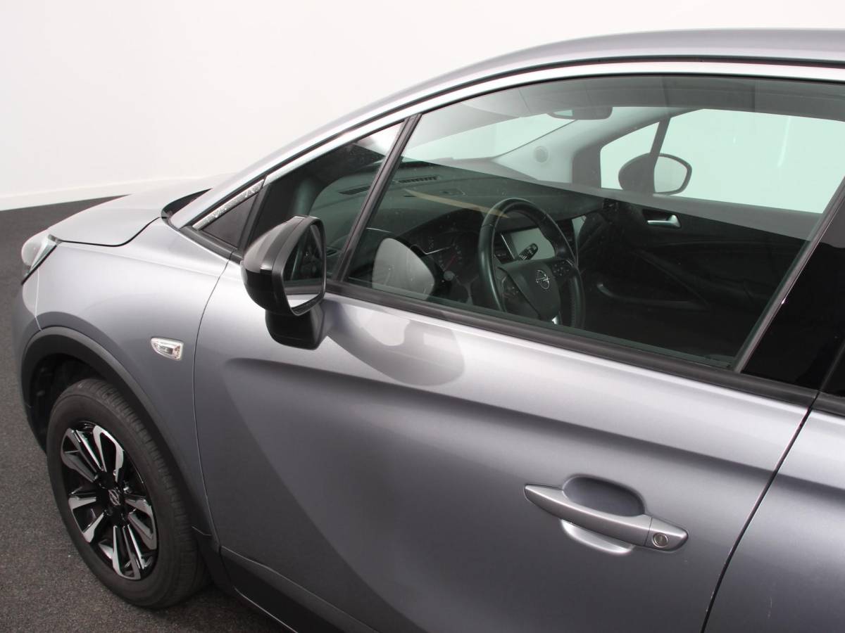 Opel Crossland Opel Crossland 1.2 Turbo 130pk Automaat Elegance | Navigatie | Camera | Climate Control | Dab | Lichtmetalen velgen | Cruise Control | Led