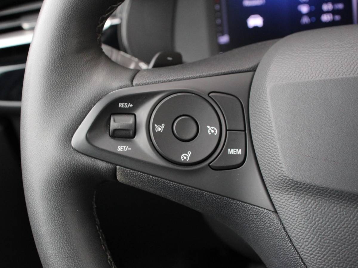 Opel Corsa Opel Corsa 1.2 Turbo 100pk Automaat GS | Navigatie | Apple Carplay/Android Auto | Digitale Cockpit | Camera | Parkeer sensoren | Airco |