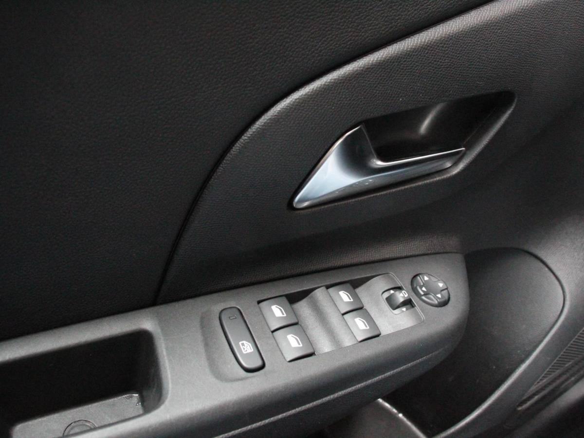 Opel Corsa Opel Corsa 1.2 Turbo 100pk Automaat GS | Navigatie | Apple Carplay/Android Auto | Digitale Cockpit | Camera | Parkeer sensoren | Airco |