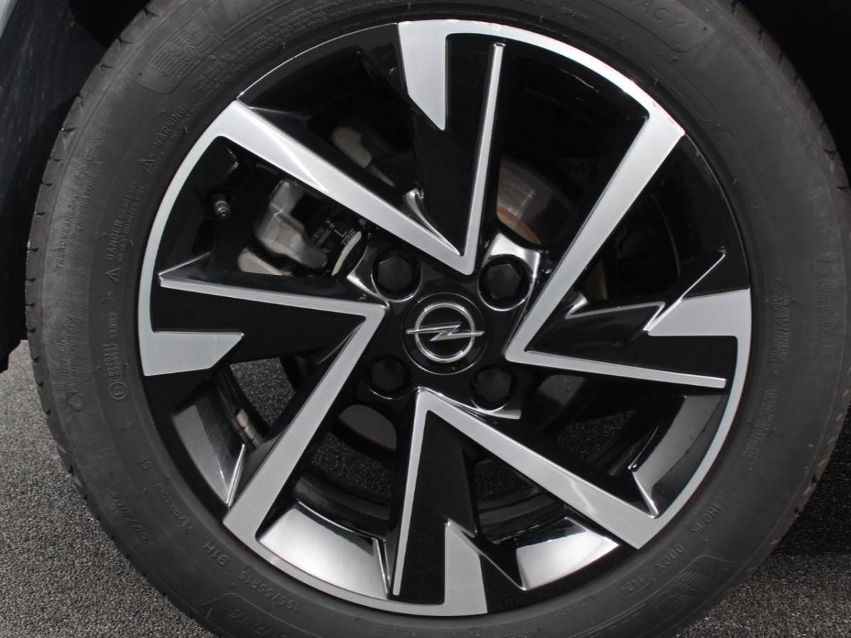 Opel Corsa Opel Corsa 1.2 Turbo 100pk Automaat GS | Navigatie | Apple Carplay/Android Auto | Digitale Cockpit | Camera | Parkeer sensoren | Airco |