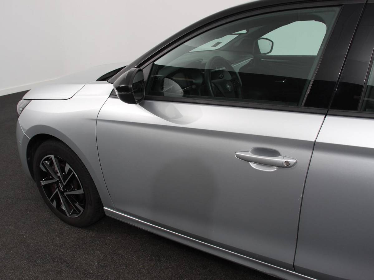 Opel Corsa Opel Corsa 1.2 Turbo 100pk Automaat GS | Navigatie | Apple Carplay/Android Auto | Digitale Cockpit | Camera | Parkeer sensoren | Airco |