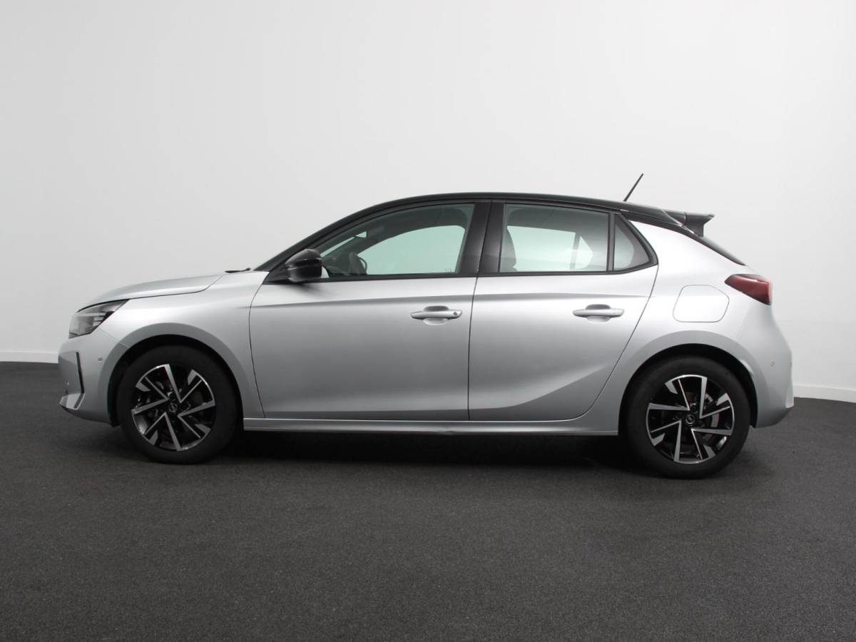 Opel Corsa Opel Corsa 1.2 Turbo 100pk Automaat GS | Navigatie | Apple Carplay/Android Auto | Digitale Cockpit | Camera | Parkeer sensoren | Airco |