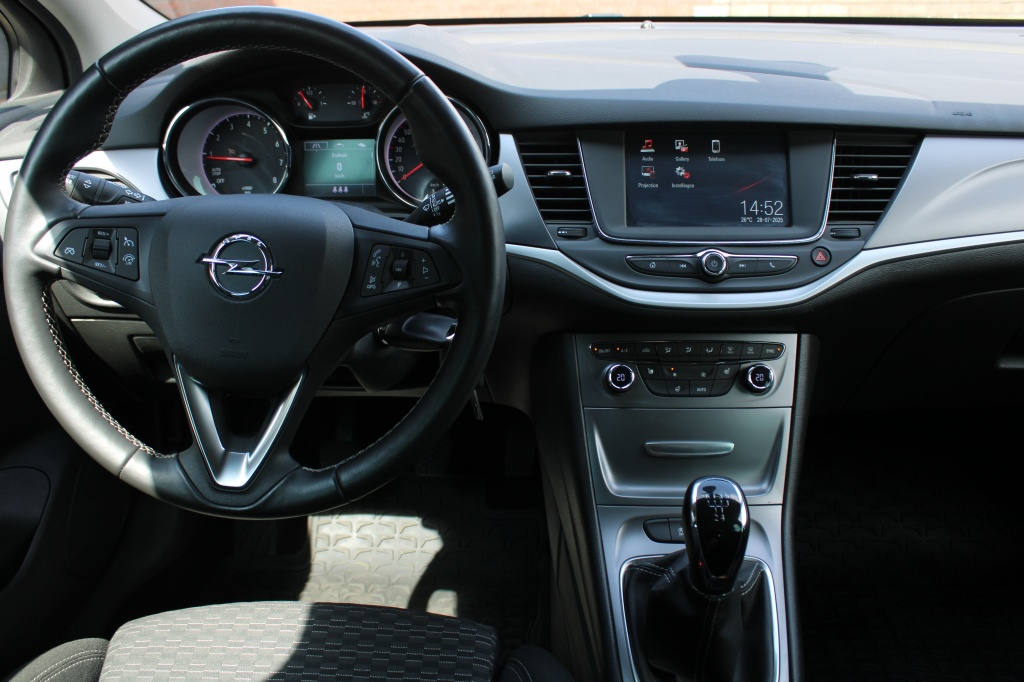 Opel Astra Opel Astra Sports Tourer 1.0 T. Online Ed.