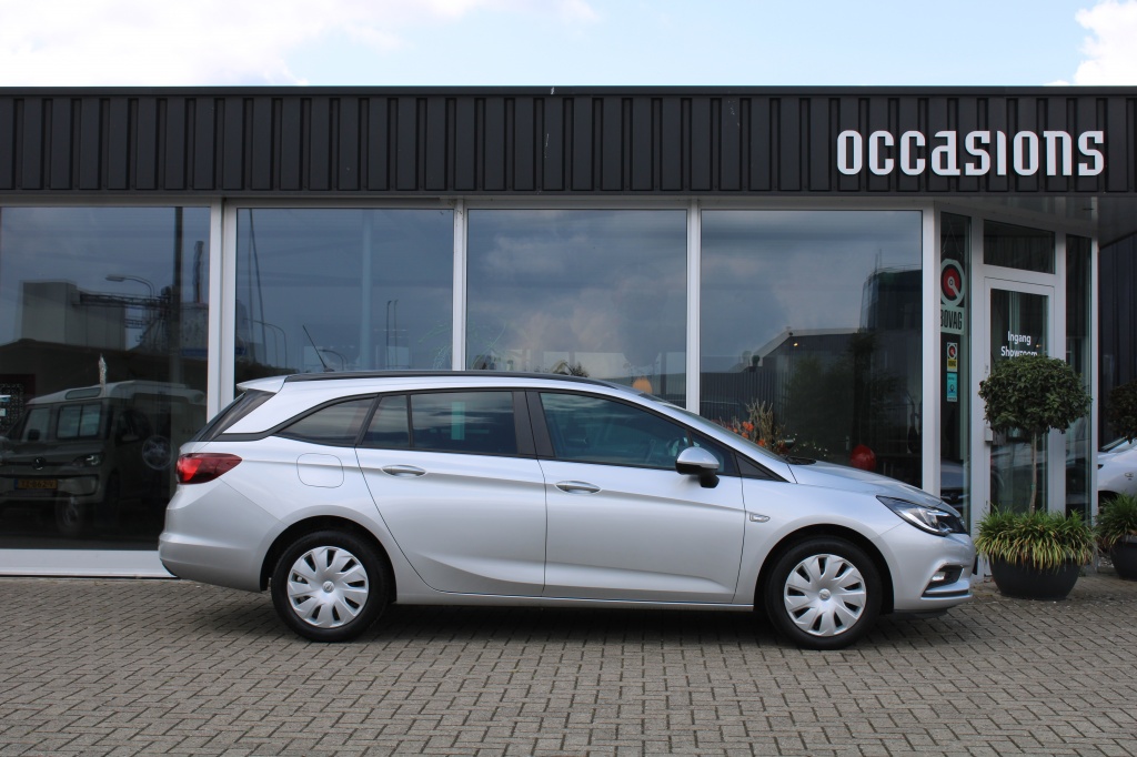 Opel Astra Opel Astra Sports Tourer 1.0 T. Online Ed.