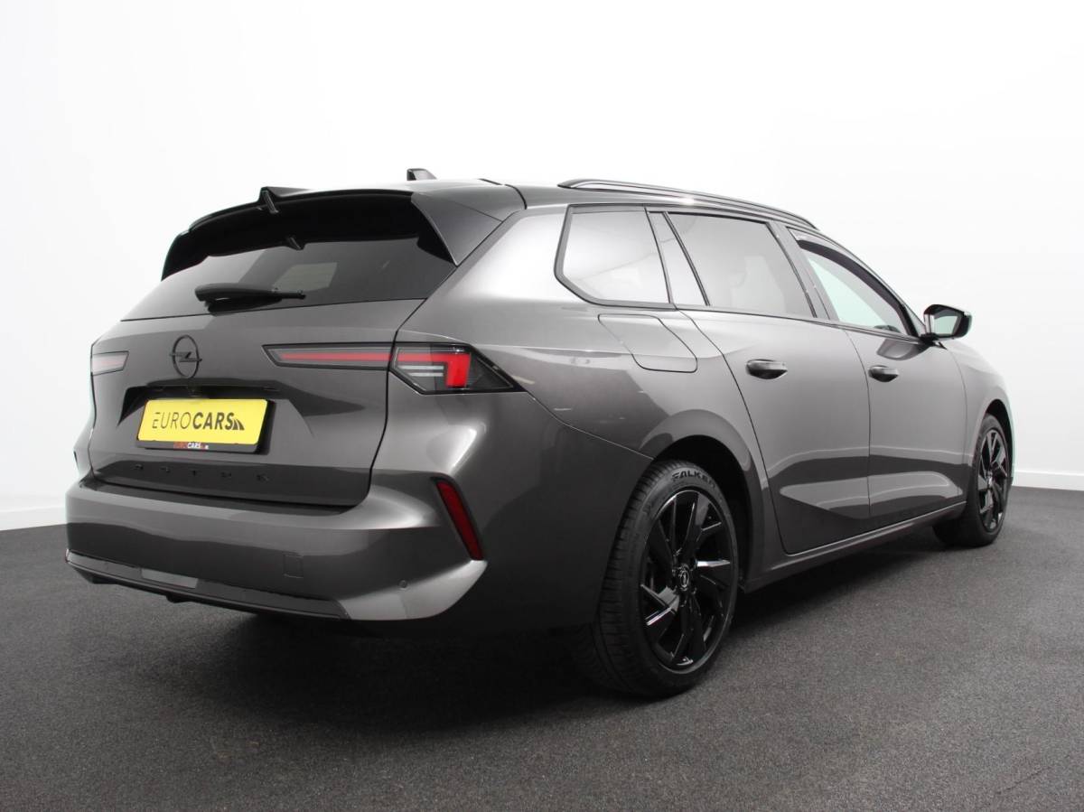 Opel Astra Opel Astra Sports Tourer 1.2 Turbo GS Climate control Cruise control Parkeersensoren Achteruitrij camera Navigatie LED Apple Carplay/ Andriod Auto