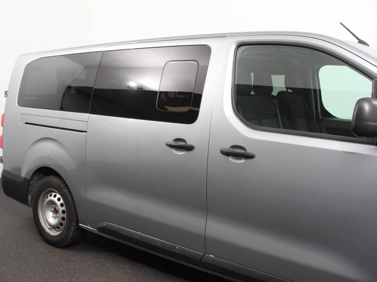Toyota ProAce Toyota PROACE Shuttle 2.0 D-4D Cool Comfort Long | 9 persoons | Airco | Cruise Control | Bluetooth |