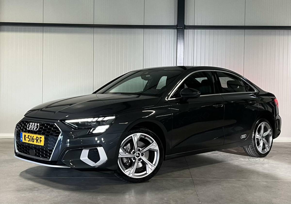 Audi A3 Audi A3 Limousine 35 TFSI edition one  S-line Virtual Sfeer